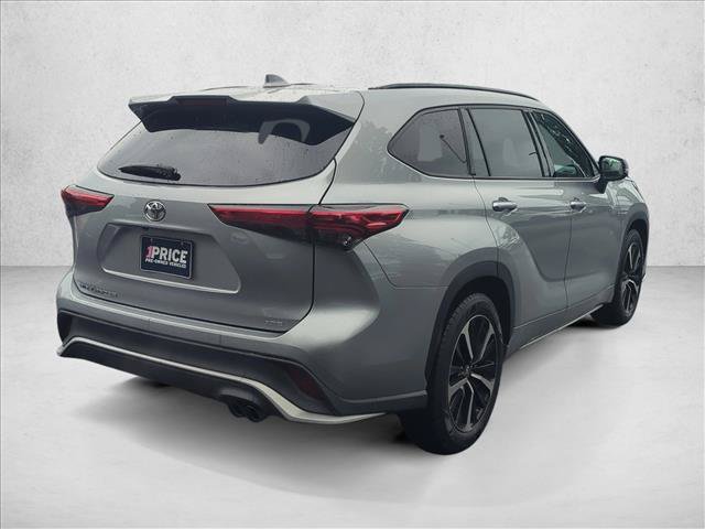 Used 2021 Toyota Highlander XSE FWD image 5