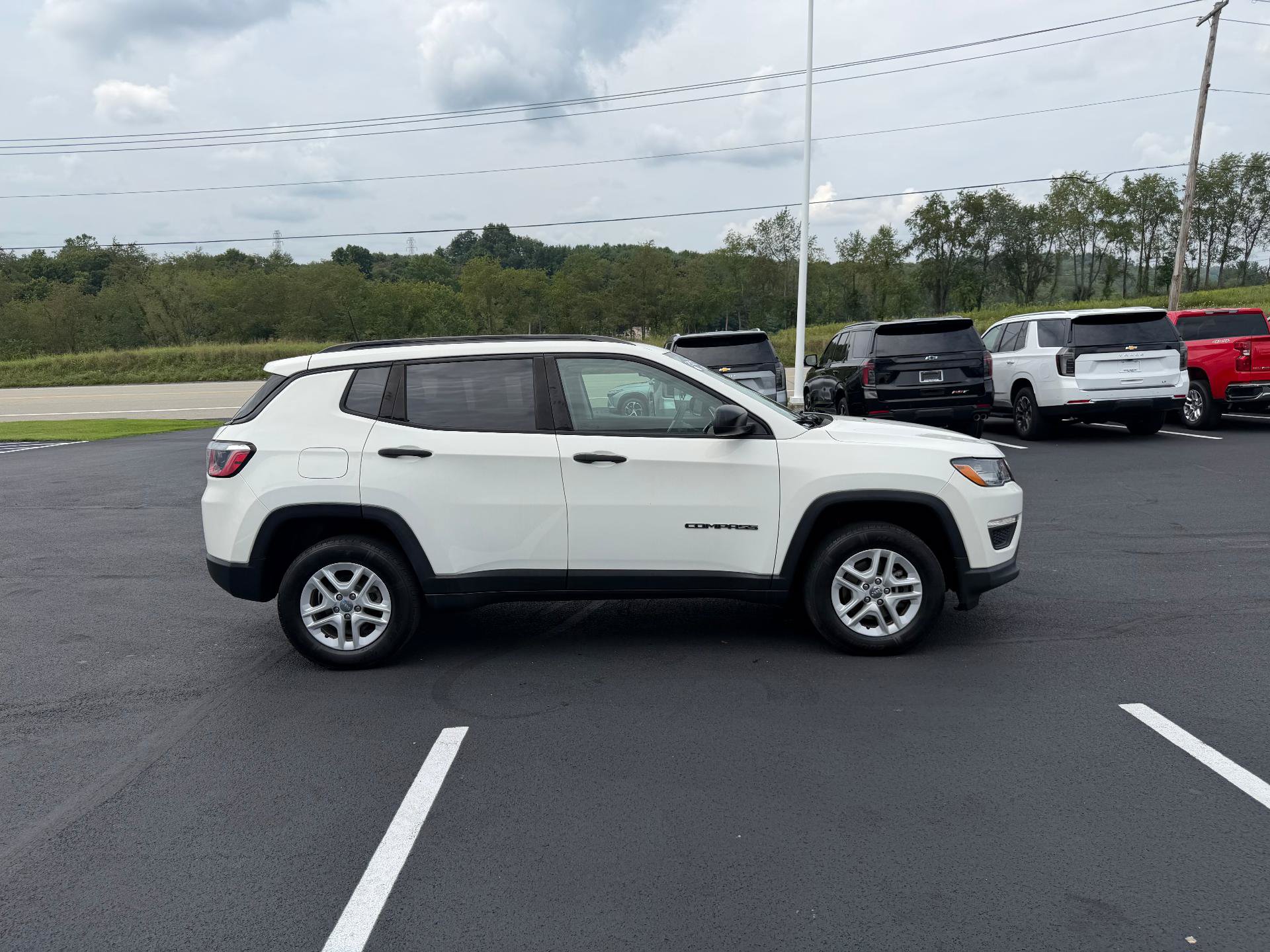 Used 2017 Jeep Compass Sport AWD/4WD image 7