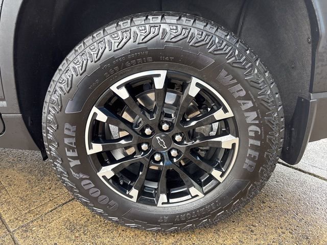 Used 2024 Chevrolet Traverse Z71 w/ Enhanced Driving Package image 11