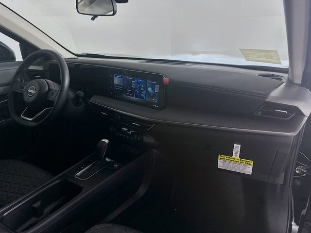 Used 2026 Nissan Kicks SV image 27