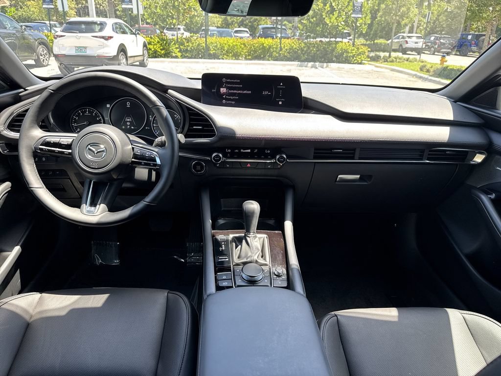 Certified 2026 MAZDA MAZDA3 Hatchback w/Premium Plus Pkg AWD/4WD image 14