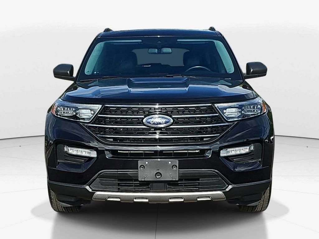 Used 2021 Ford Explorer XLT w/ Equipment Group 202A image 11