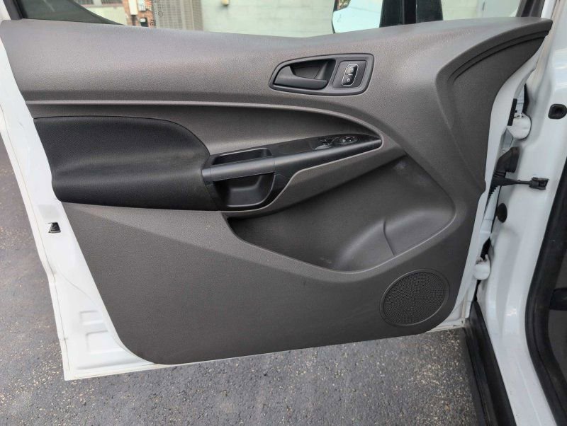 Used 2020 Ford Transit Connect XL FWD image 17