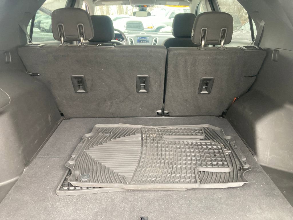 Used 2020 Chevrolet Equinox LT image 30