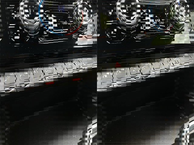 Used 2023 GMC Sierra 1500 Denali w/ Technology Package image 20