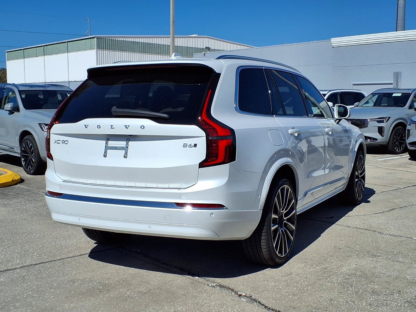 New 2026 Volvo XC90 B6 Ultra w/ Lounge Package AWD/4WD image 7