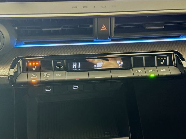 New 2026 Toyota Prius XLE image 15