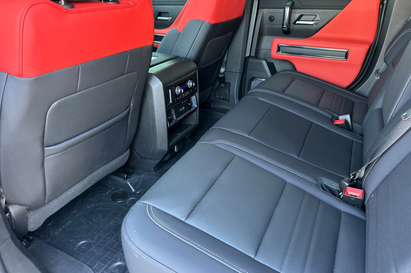 Used 2026 GMC Hummer EV 3X w/ Carbon Fiber Edition Package AWD/4WD image 13