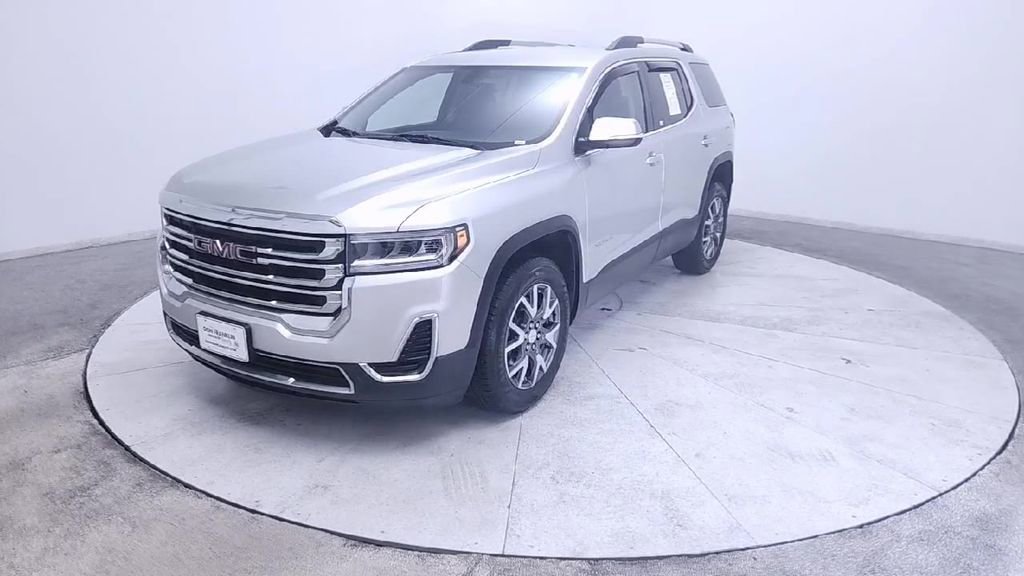 Used 2020 GMC Acadia SLE w/ Driver Convenience Package FWD image 4