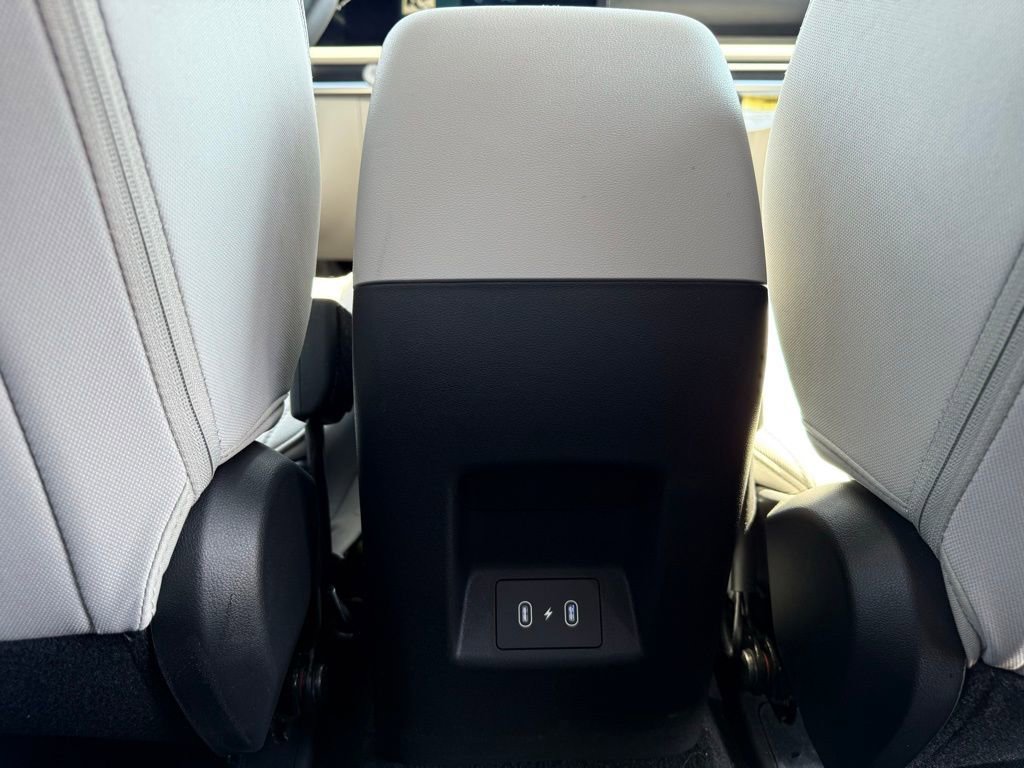 Used 2025 Hyundai Tucson SE image 14