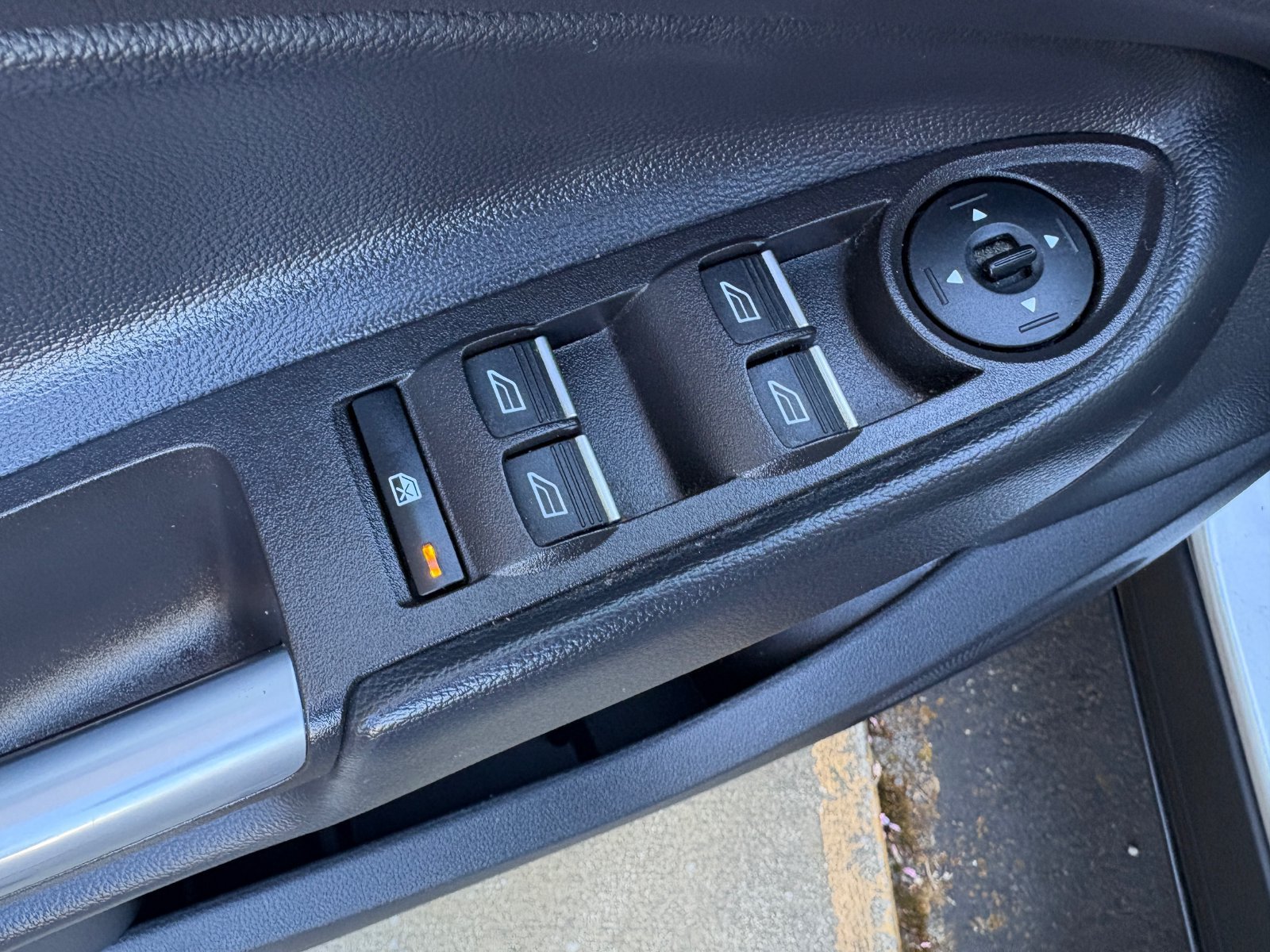 Used 2019 Ford Escape SEL AWD/4WD image 13