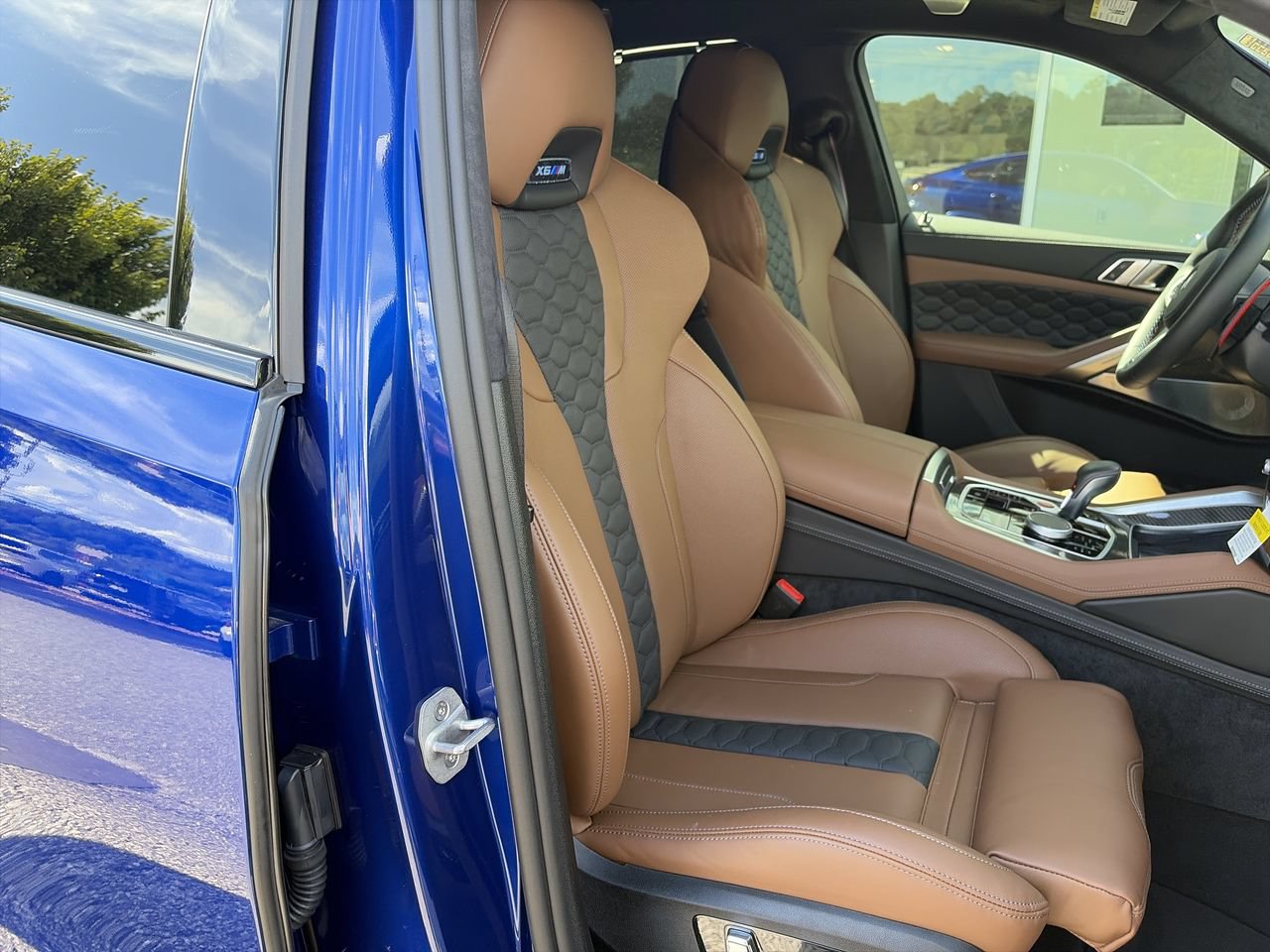 Used 2027 BMW X6 M Competition w/ Executive Package AWD/4WD image 36