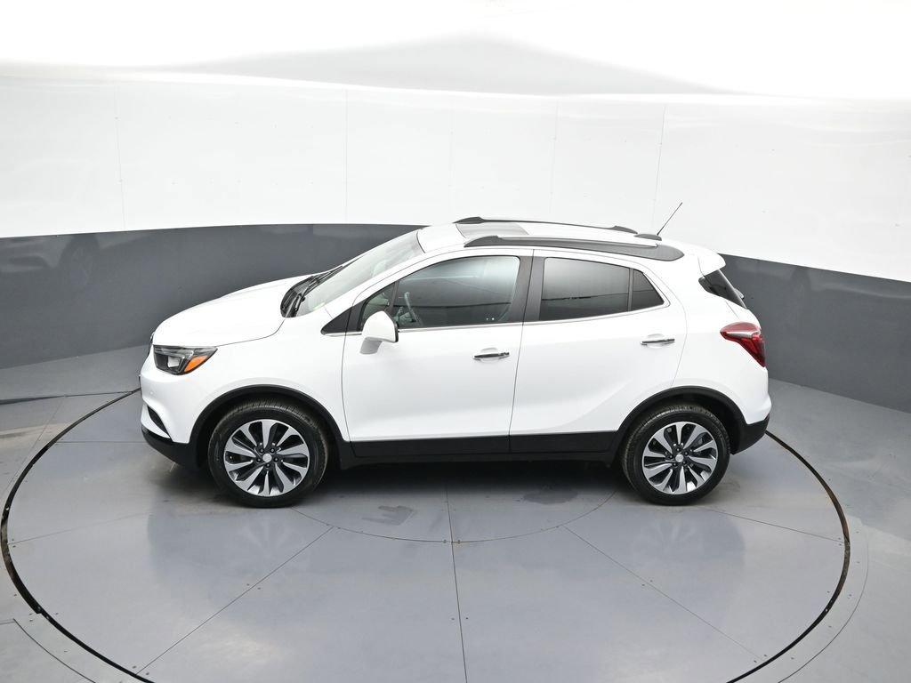 Used 2021 Buick Encore Preferred w/ Safety Package II image 40