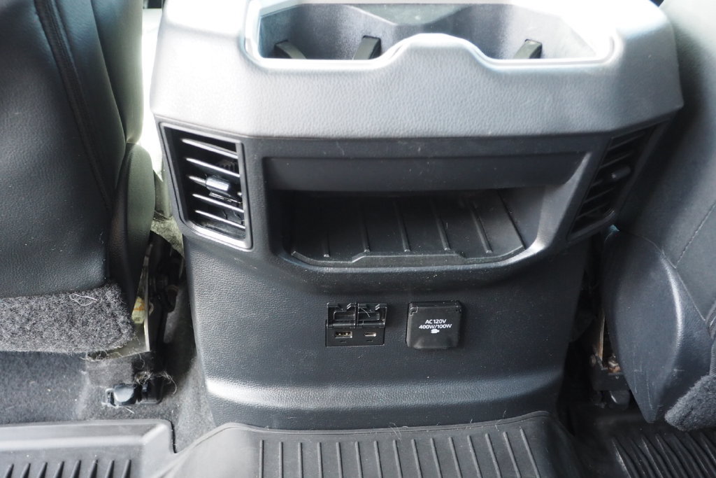 Used 2023 Toyota Tundra Limited w/ TRD Off-Road Package AWD/4WD image 19