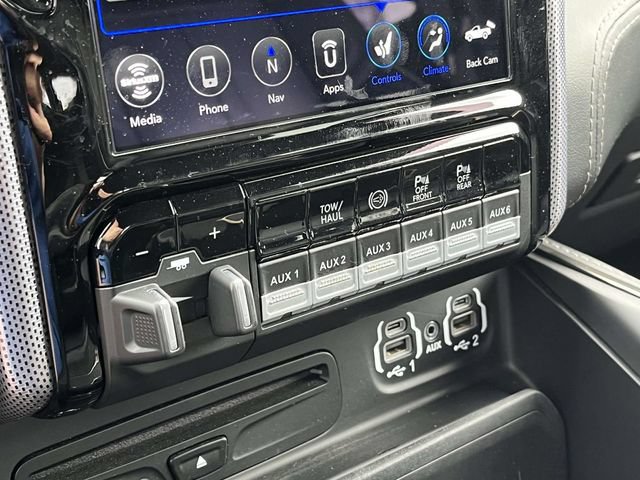Used 2019 RAM 2500 Limited AWD/4WD image 35