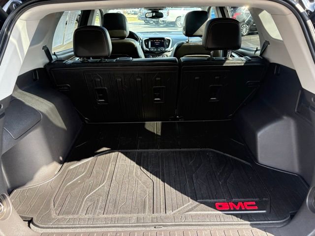 Certified 2024 GMC Terrain SLT w/ Infotainment Package II image 7