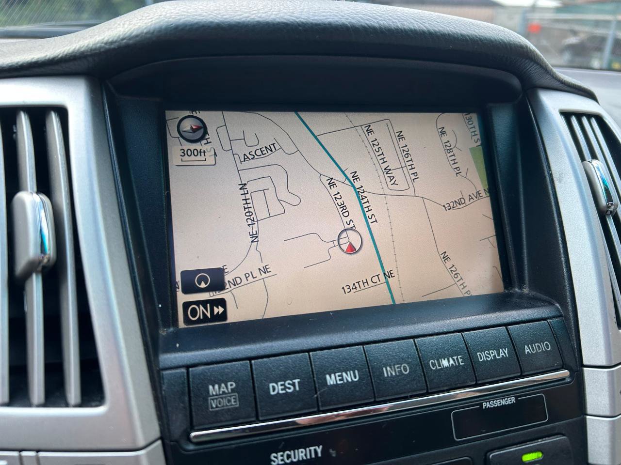 Used 2007 Lexus RX 400h AWD image 21