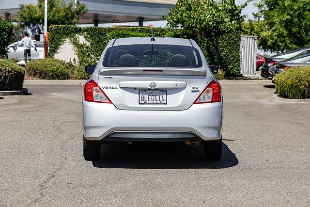 Used 2018 Nissan Versa SV w/ SV Special Edition Package FWD image 4