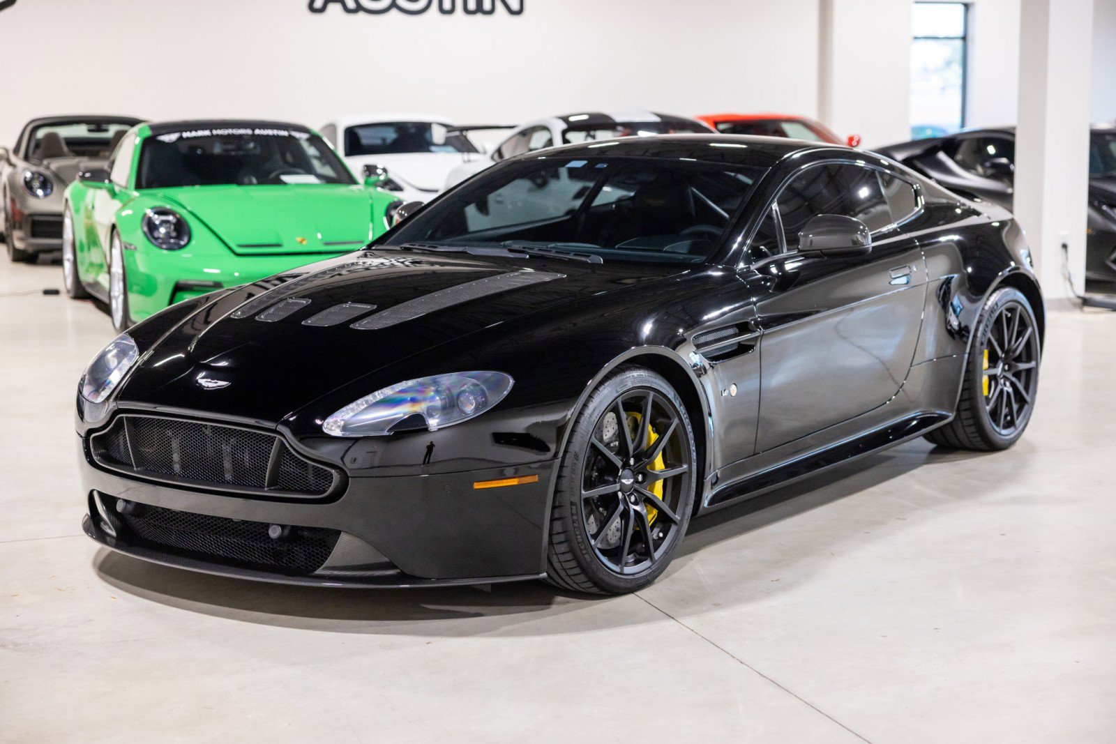 Used 2016 Aston Martin V12 Vantage S image 12