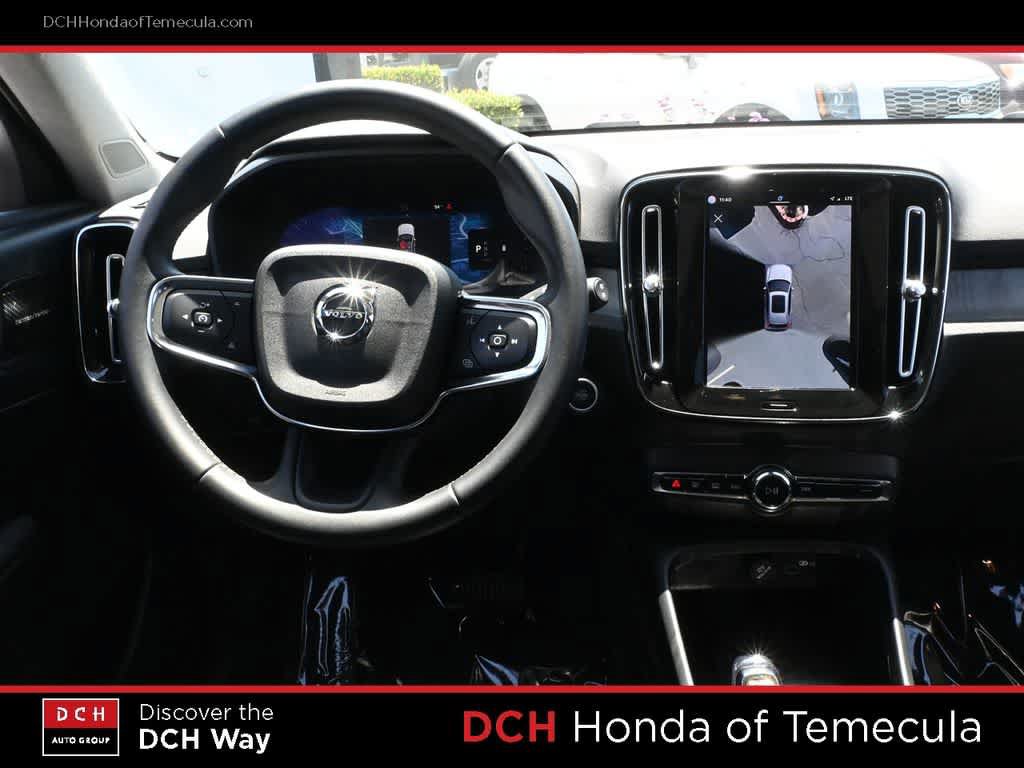 Used 2023 Volvo XC40 B5 Ultimate w/ Protection Package Premier AWD/4WD image 8