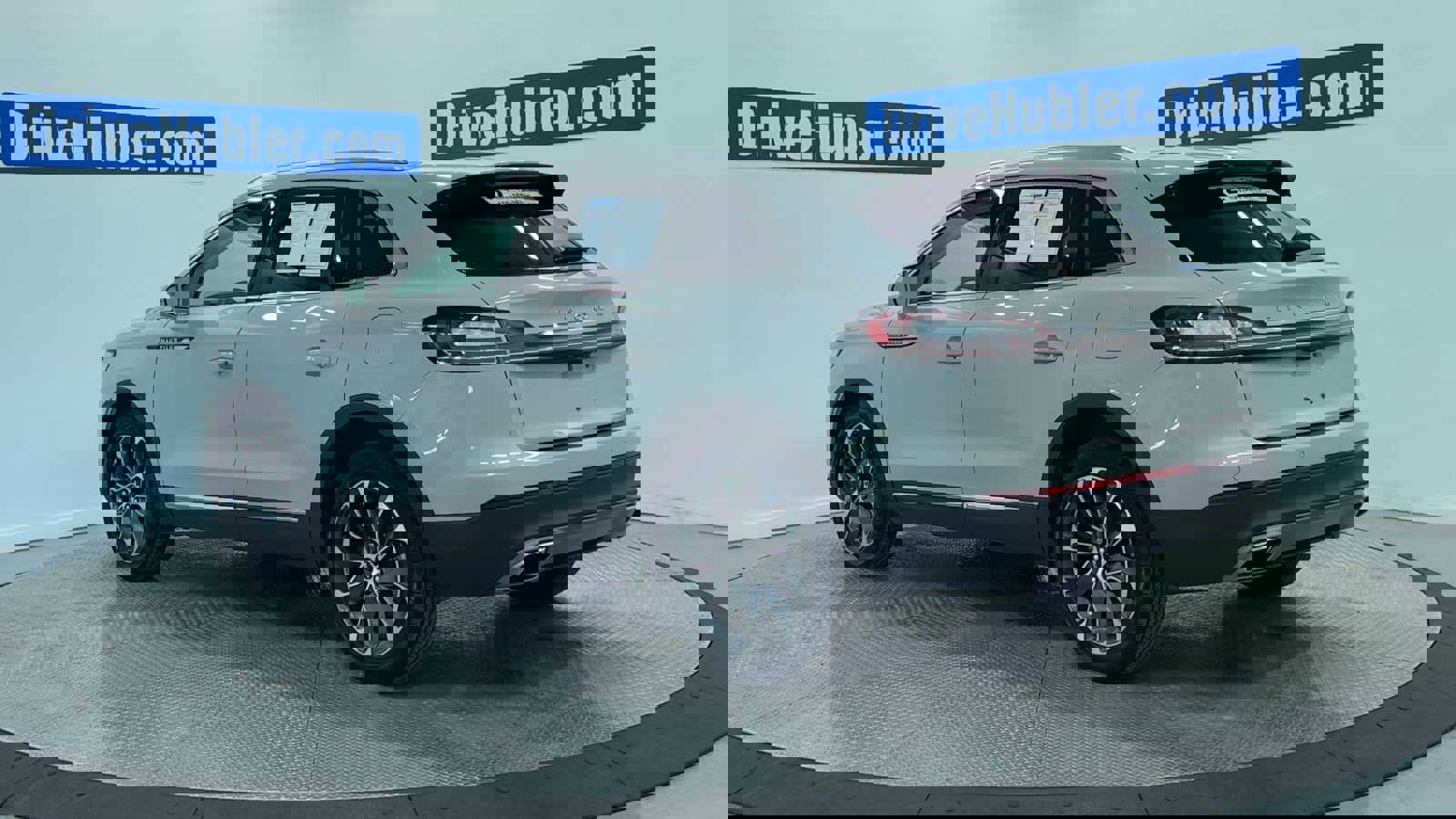 Used 2023 Lincoln Nautilus Reserve image 6