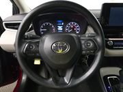 Used 2025 Toyota Corolla LE image 10
