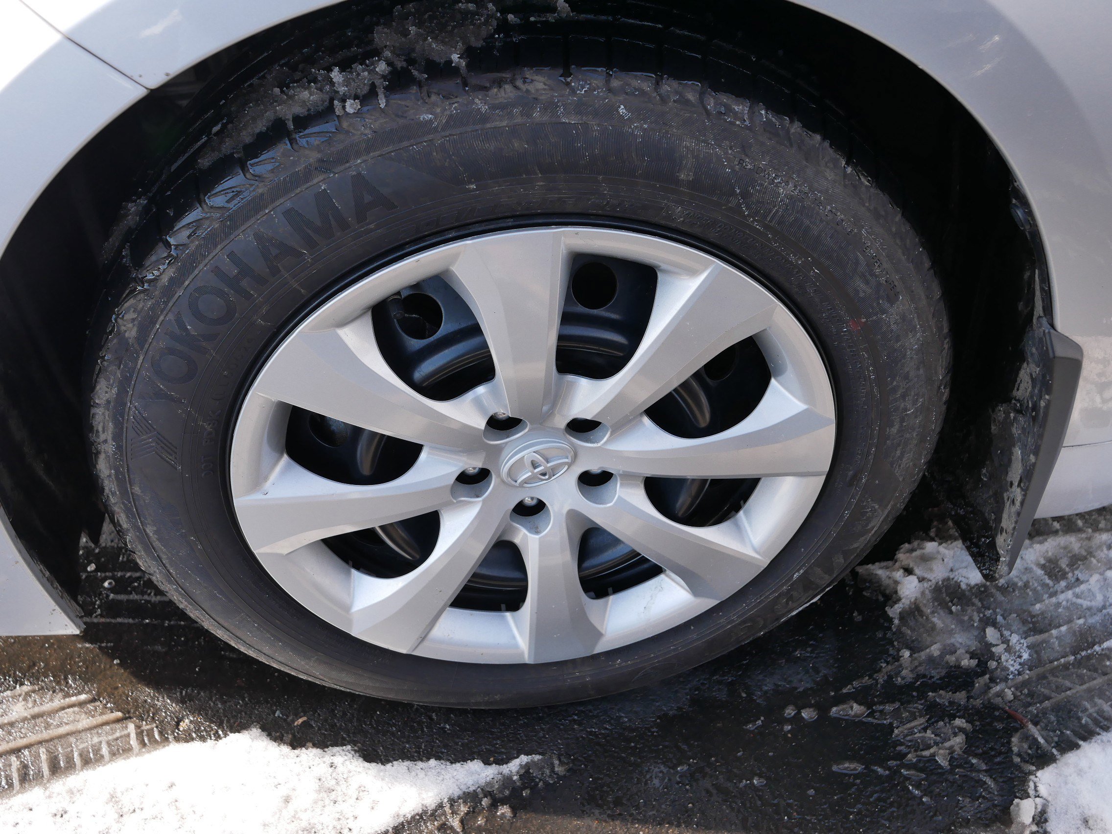 Used 2024 Toyota Corolla LE image 15