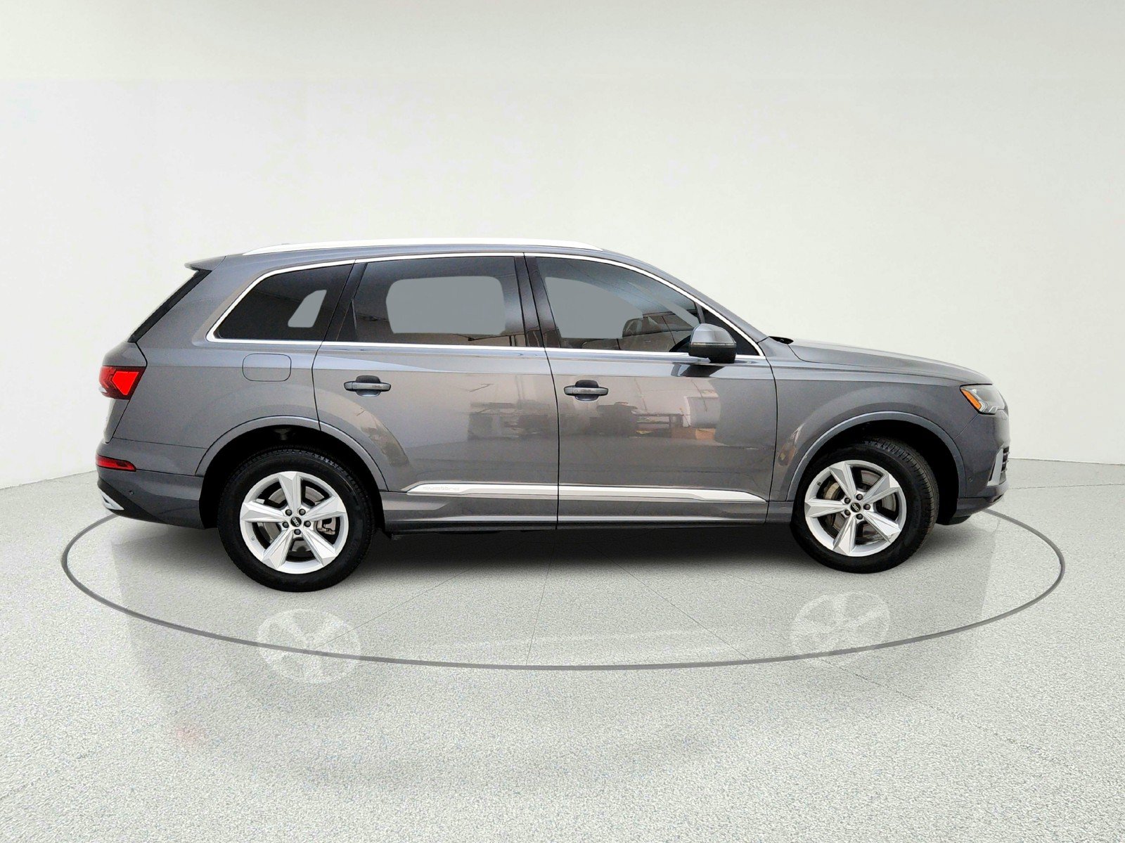 Used 2023 Audi Q7 2.0T Premium Plus w/ Premium Plus Package AWD/4WD image 7