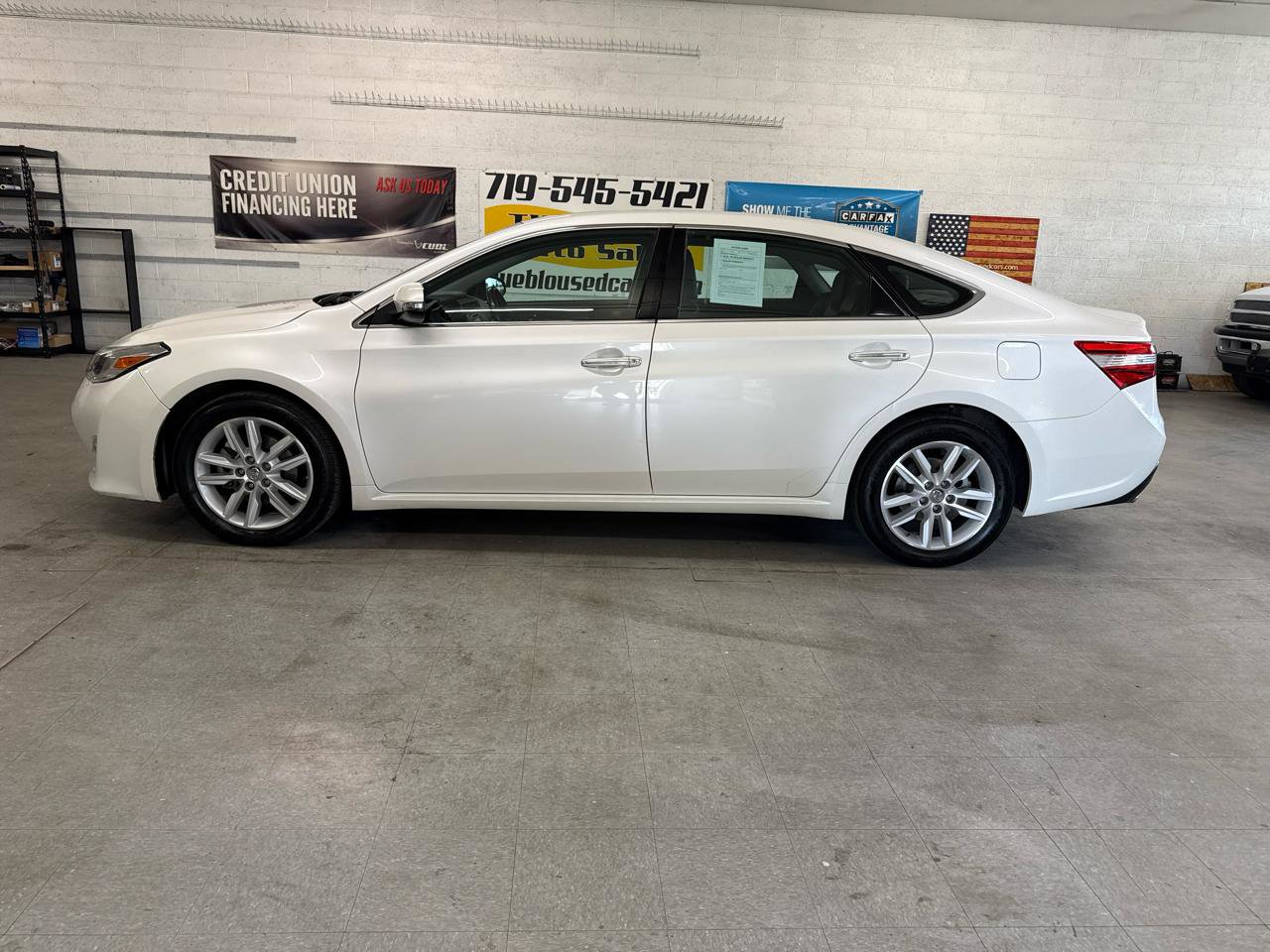 Used 2015 Toyota Avalon XLE FWD image 93