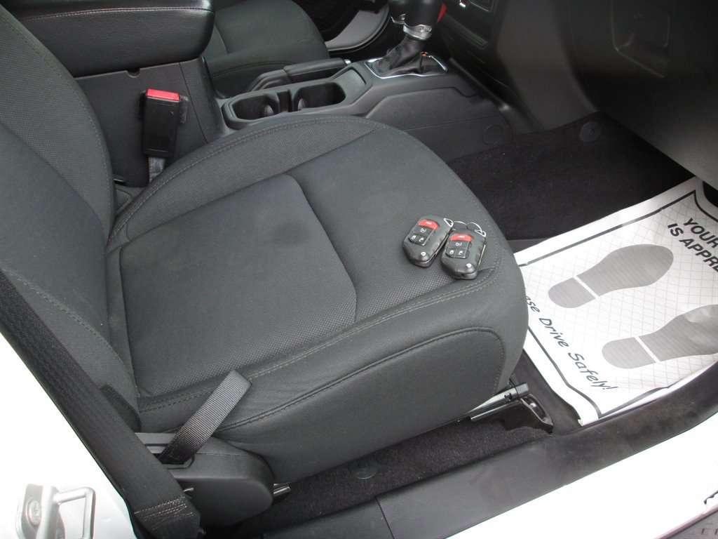 Used 2021 Jeep Gladiator Sport image 6