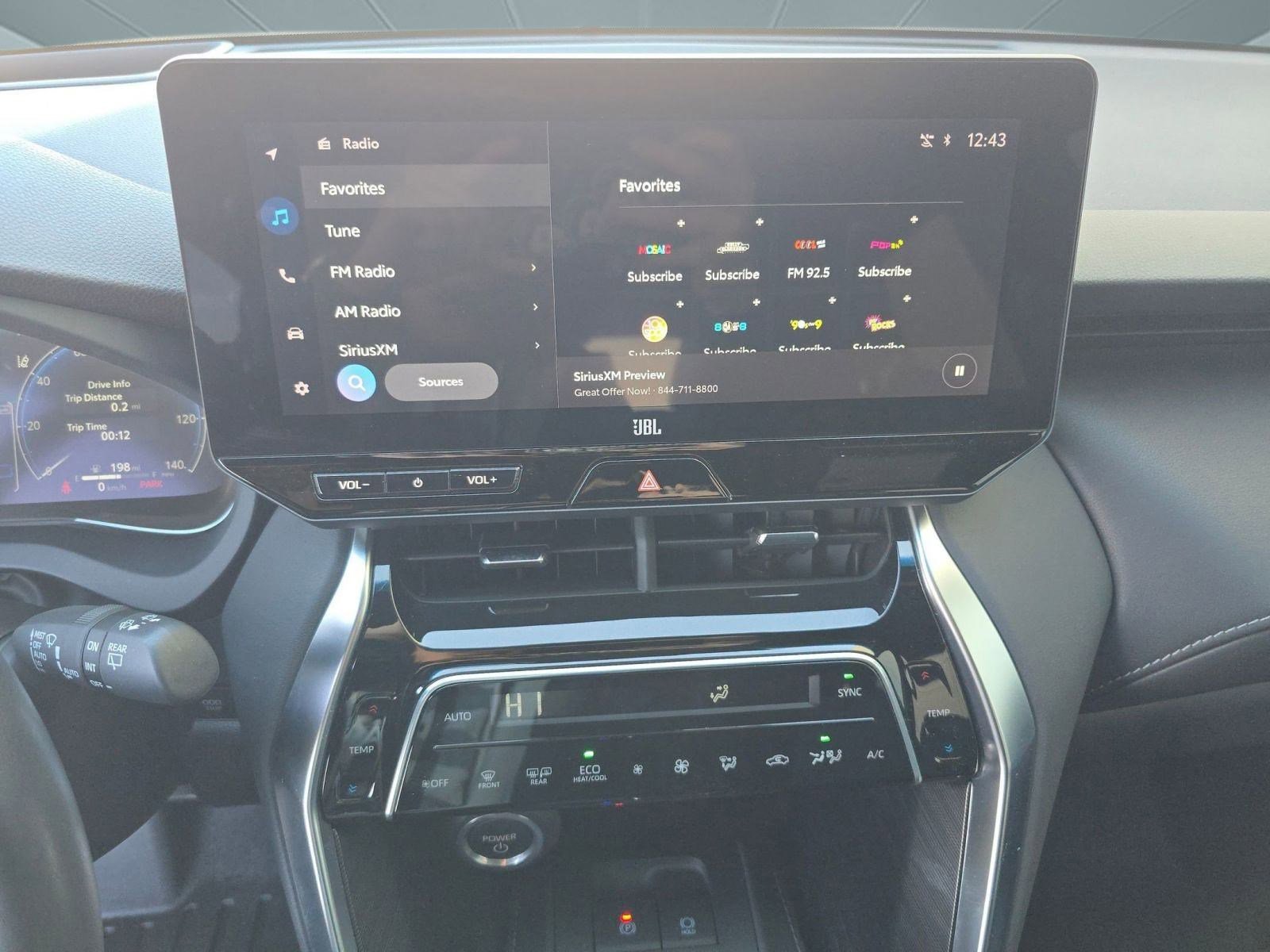 Used 2023 Toyota Venza Limited image 24