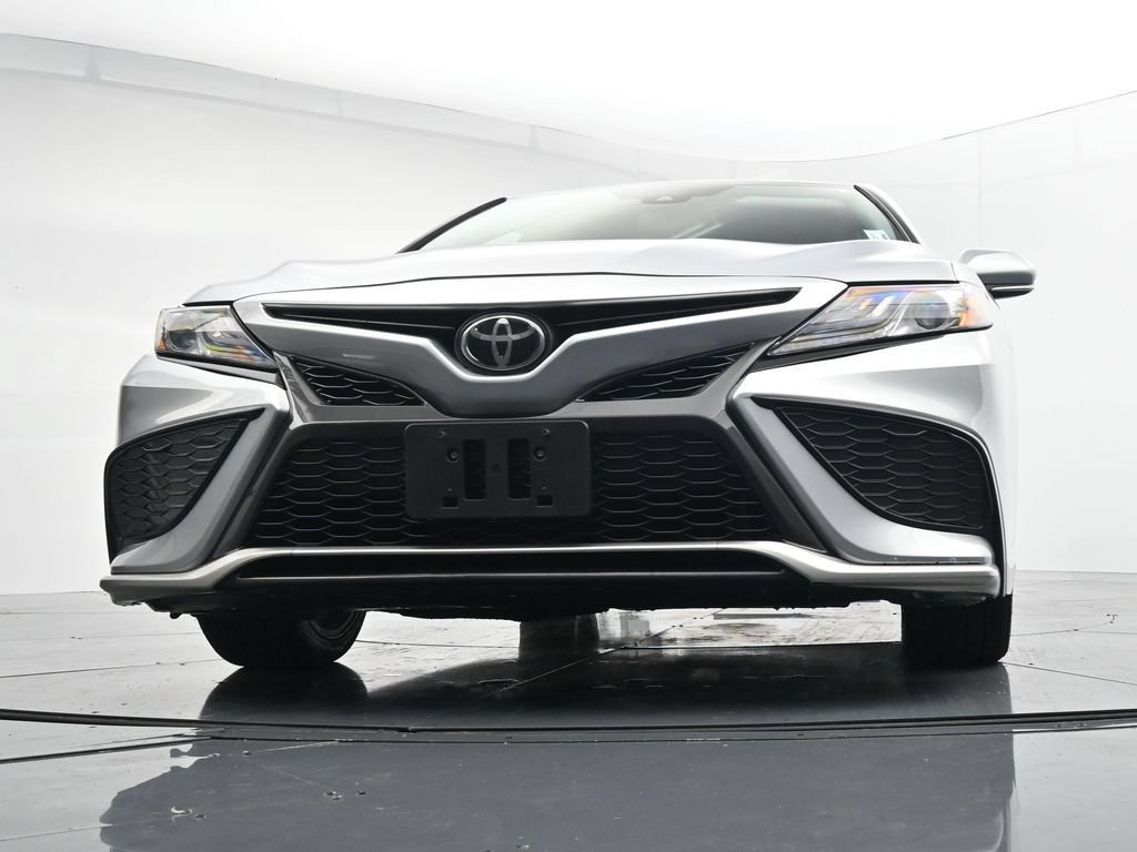 Used 2024 Toyota Camry XSE FWD image 33