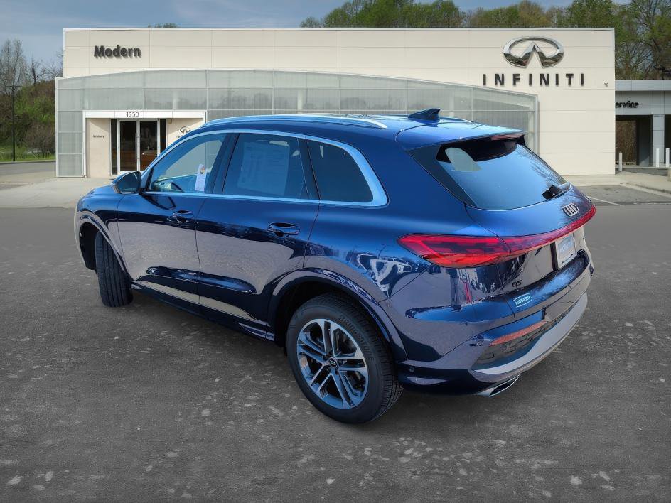 Used 2025 Audi Q5 Premium Plus w/ Premium Plus image 5