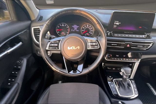 Used 2023 Kia Seltos Nightfall Edition AWD/4WD image 5