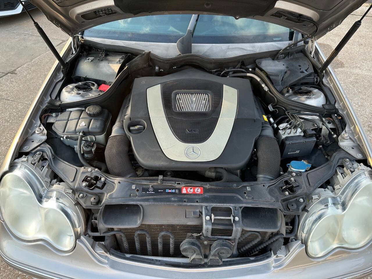 Used 2007 Mercedes-Benz C 230 Sedan image 21