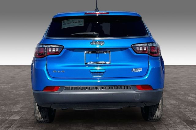 Used 2023 Jeep Compass Sport AWD/4WD image 4