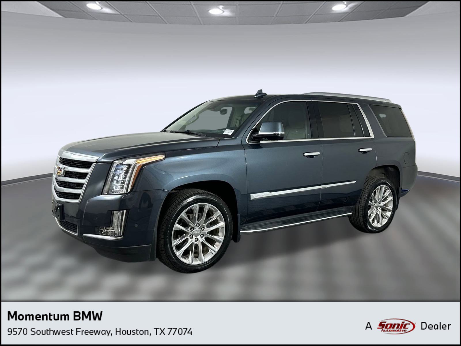 Used 2019 Cadillac Escalade Luxury image 1