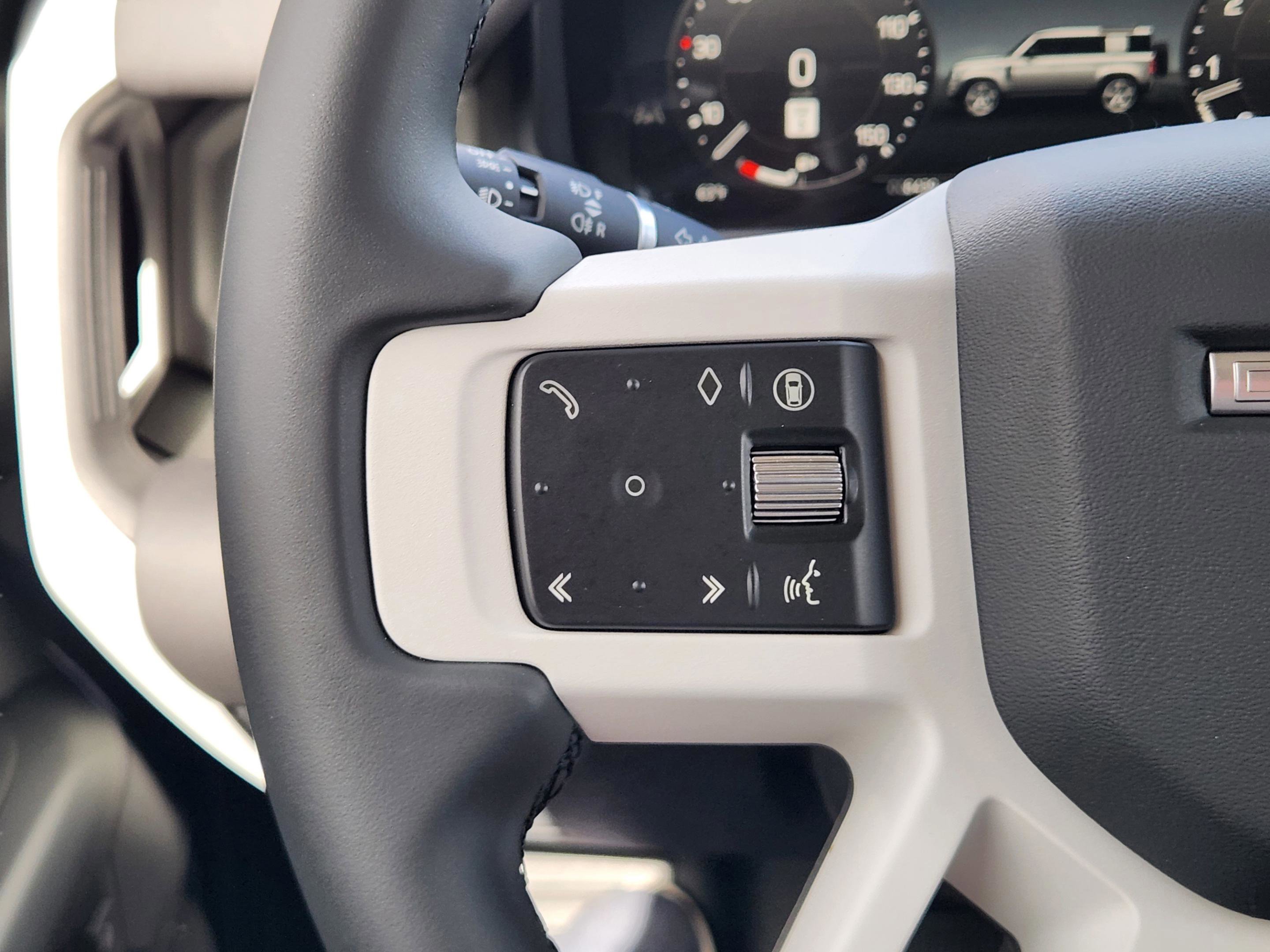 Certified 2025 Land Rover Defender 110 S image 23