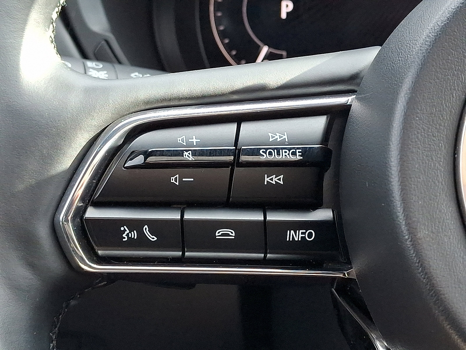 Certified 2024 MAZDA CX-90 Plug-In Hybrid w/ Premium Plus image 23