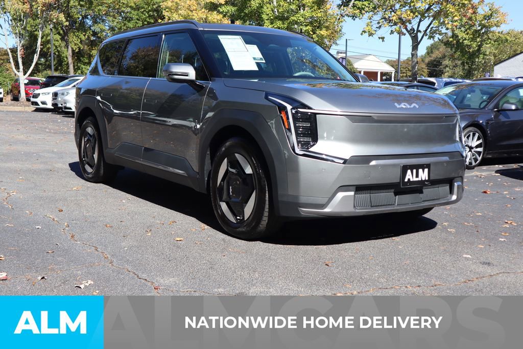 Used 2024 Kia EV9 Wind image 5