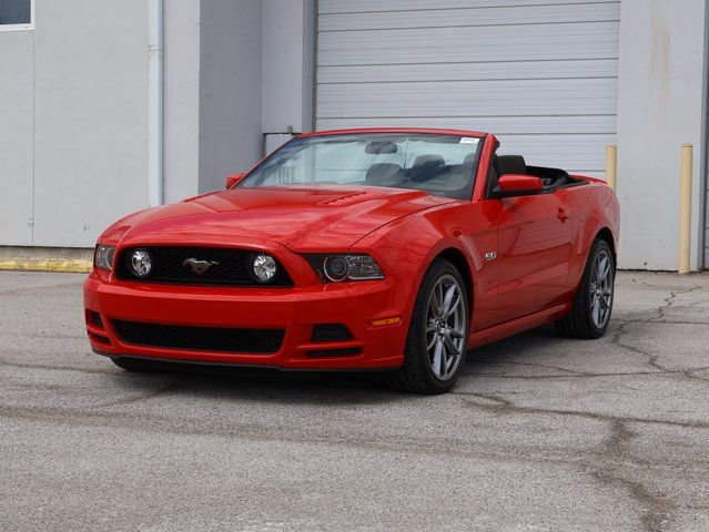 Used 2013 Ford Mustang GT image 4