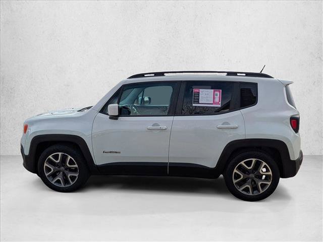 Used 2015 Jeep Renegade Latitude w/ Cold Weather Group image 8