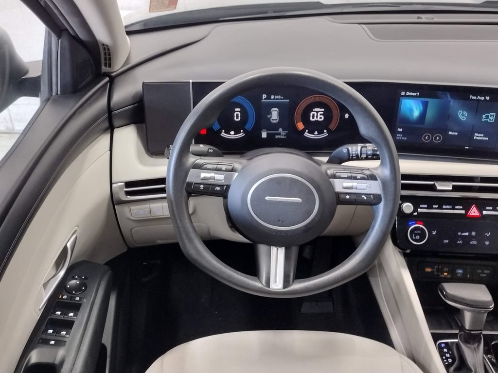 Certified 2025 Hyundai Tucson SEL AWD/4WD image 35