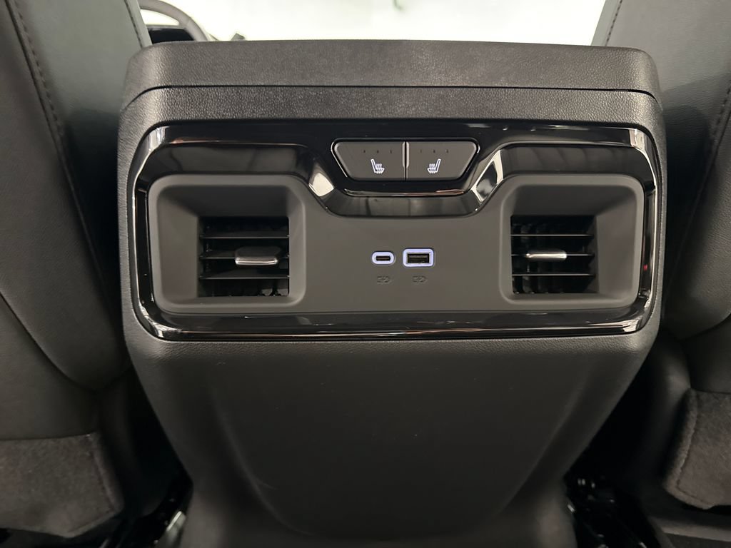 New 2026 Chevrolet Silverado 2500 ZR2 AWD/4WD image 46