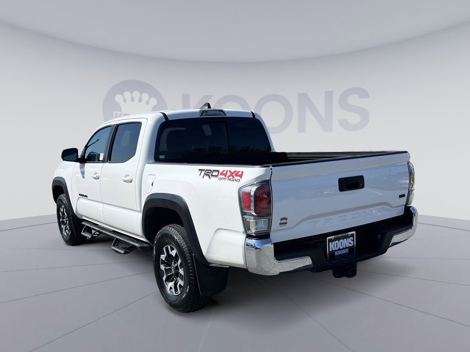 Used 2023 Toyota Tacoma TRD Off-Road AWD/4WD image 4