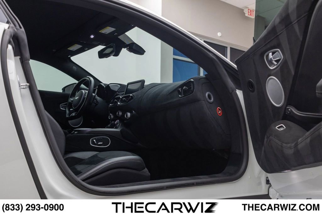 Used 2019 Aston Martin V8 Vantage Coupe RWD image 73