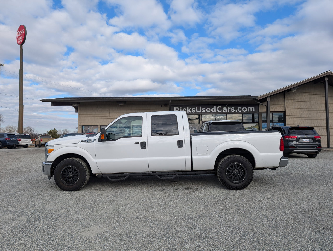 Used 2015 Ford F250 XLT w/ XLT Value Package image 11
