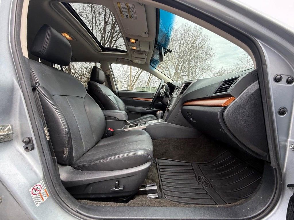 Used 2014 Subaru Outback 2.5i Limited w/ Moonroof Package image 10