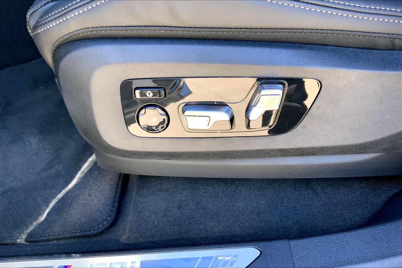 New 2027 BMW X6 M60i AWD/4WD image 16