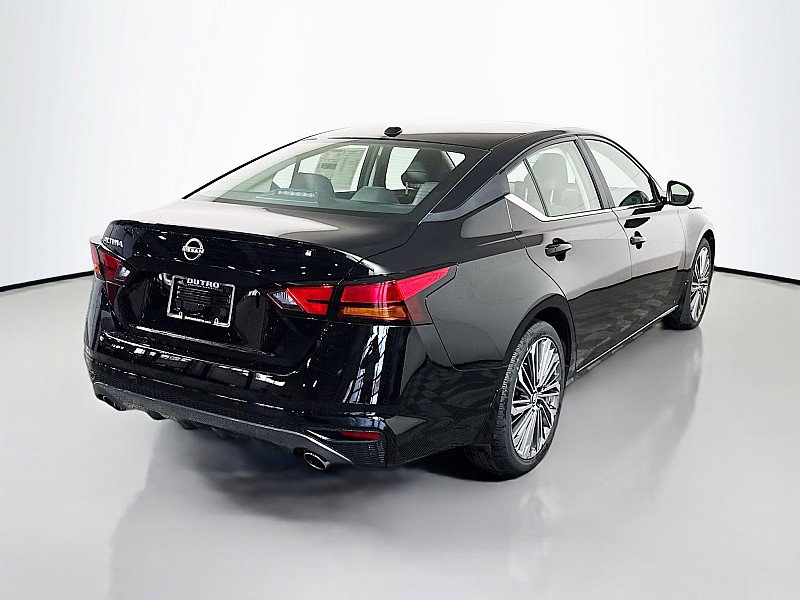 New 2026 Nissan Altima 2.5 SV w/ SV Premium Package image 7